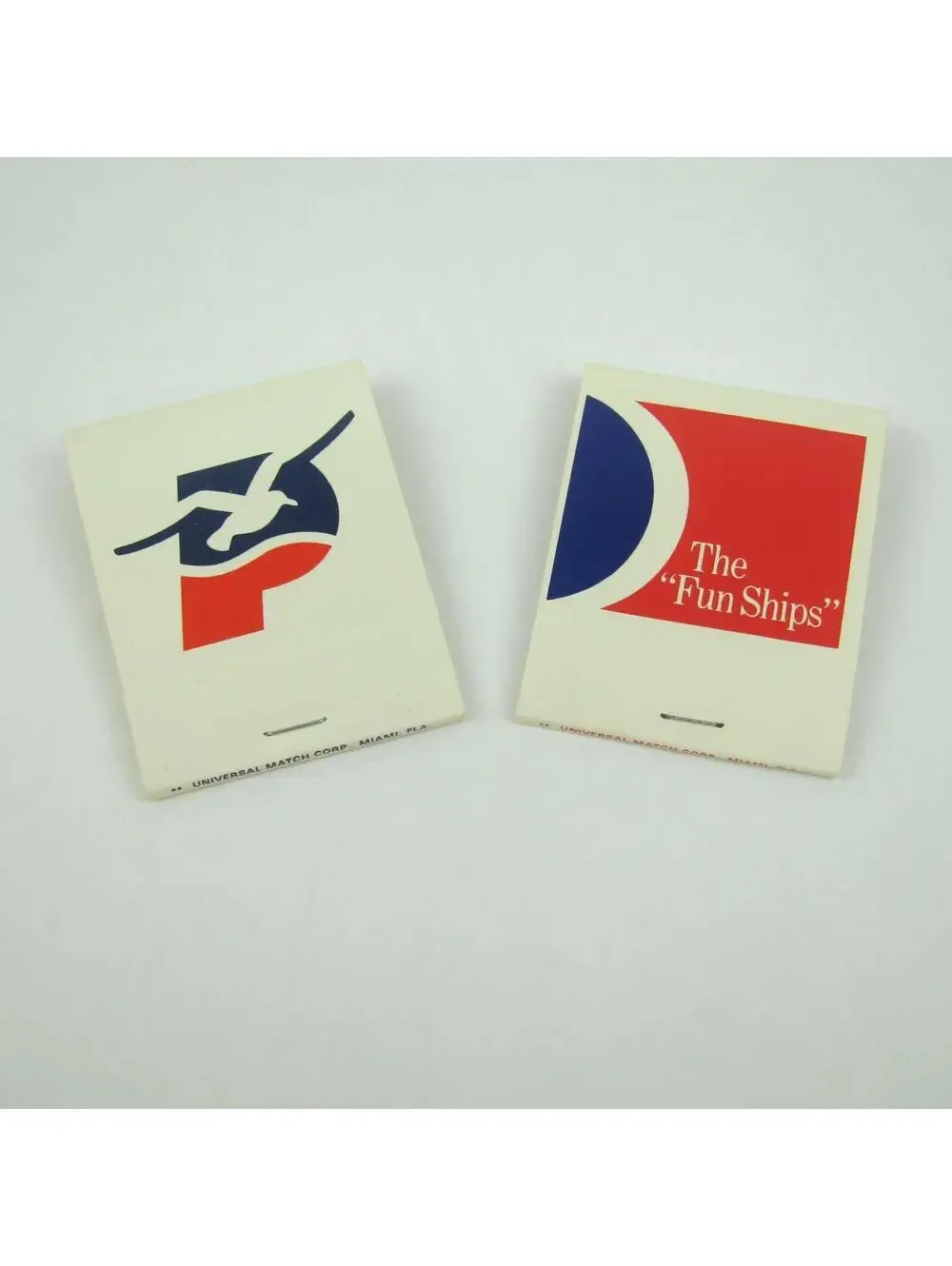 2 Vintage Matchbooks Paquet French Cruises & Carnival Cruise Lines Ship UNSTRUCK